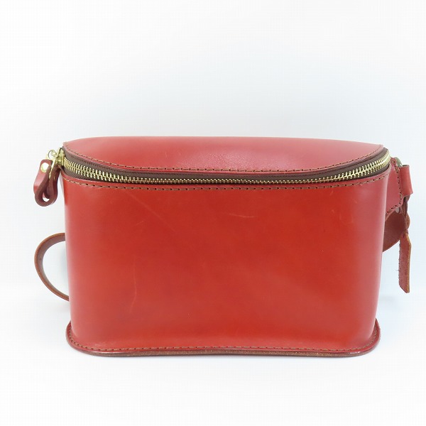 実際に弊社で買取させて頂いたHERZ/ヘルツ レザー ショルダーバッグ レッド