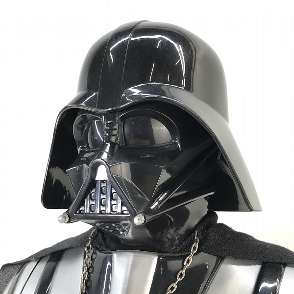 実際に弊社で買取させて頂いたJakks Pacific/ジャックスパシフィック STAR WARS/スターウォーズ ダースベイダー 31インチ アクションフィギュアの画像 5枚目