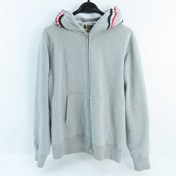実際に弊社で買取させて頂いたA BATHING APE/アベイシングエイプ シャーク ジップパーカー 001ZPI201003M Lの画像 1枚目