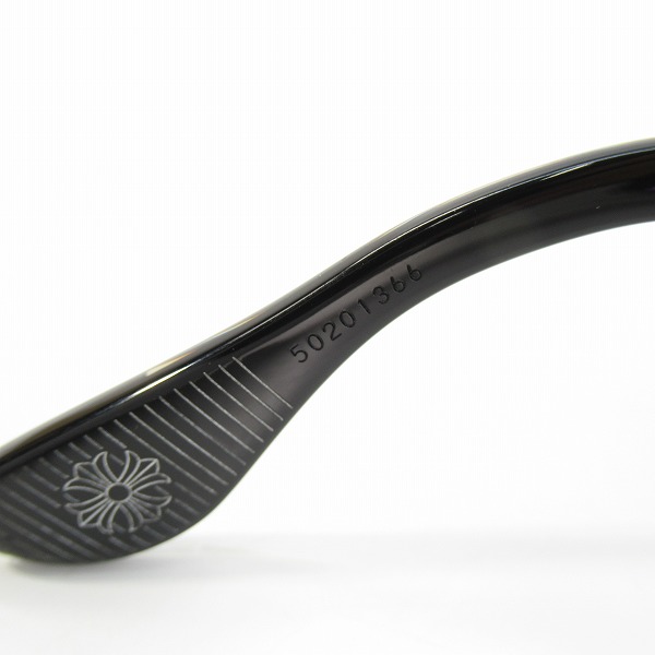 実際に弊社で買取させて頂いたChrome Hearts/クロムハーツ BOX-OFFICER/ボックスオフィサー ダガー サングラス/ケース/メガネ拭き付きの画像 5枚目