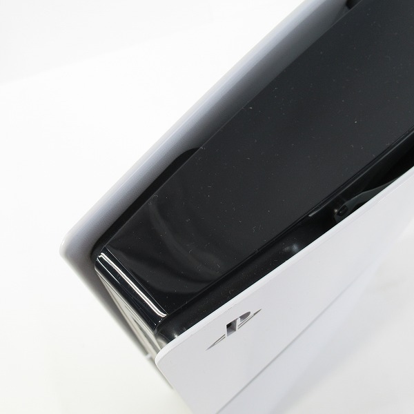 実際に弊社で買取させて頂いたSONY/ソニー PlayStation/プレイステーション/PS5 Digital Edition/デジタルエディション CFI-2000B01/1TB【簡易動作確認済】の画像 7枚目