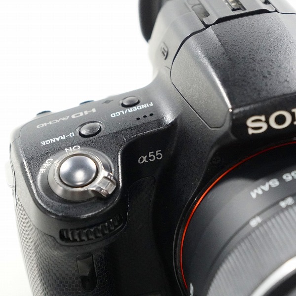 実際に弊社で買取させて頂いたSONY/ソニー α55 SLT-A55V/SAL1855 DT 3.5-5.6/18-55 SAM デジタル一眼レフカメラ AF/シャッター確認済みの画像 2枚目