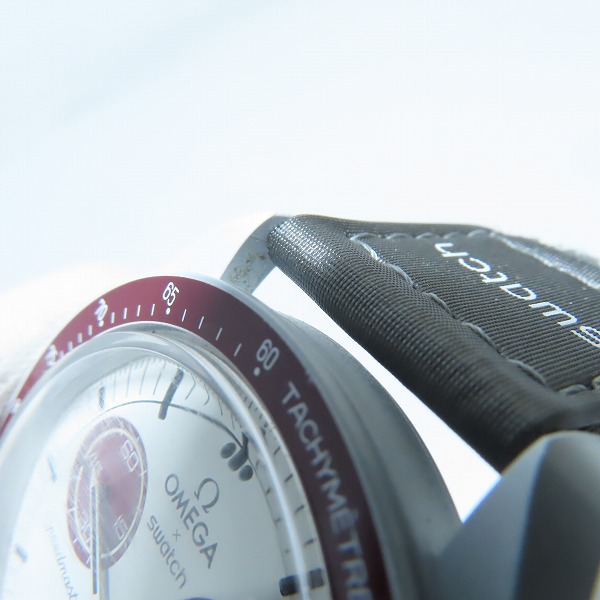 実際に弊社で買取させて頂いたOMEGA×Swatch/オメガ×スウォッチ ムーンウォッチ ミッション トゥ プルート クロノグラフ クオーツ SO33M101の画像 6枚目