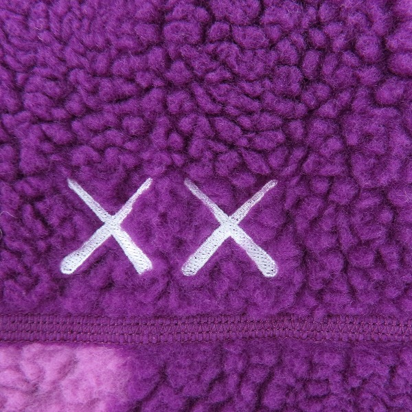 実際に弊社で買取させて頂いたTHE NORTH FACE×KAWS/ノースフェイス×カウズ フリースジャケット NF0A7WLG/Mの画像 8枚目