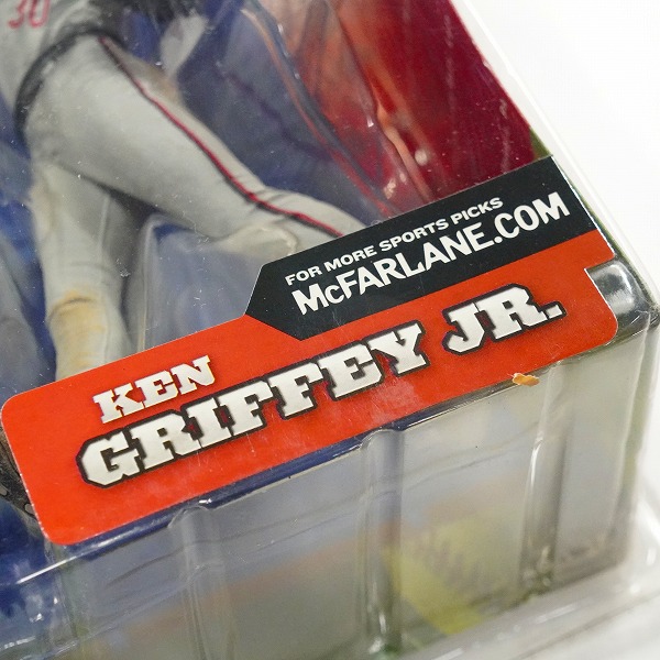 実際に弊社で買取させて頂いた【未開封】McFARLANE TOYS/マクファーレントイズ シンシナティ・レッズ #30 KEN GRIFFEY JR. ケン・グリフィー・ジュニアの画像 4枚目