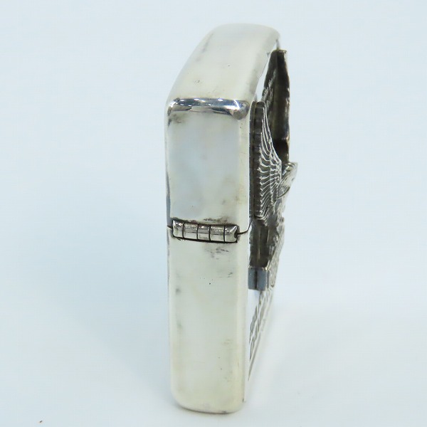 実際に弊社で買取させて頂いたZIPPO/ジッポー Harley-Davidson/ハーレーダビッドソン イーグルメタル エンジン型台座/スタンド付き/1995年製の画像 3枚目