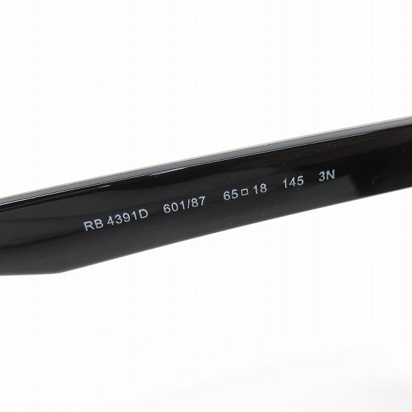 実際に弊社で買取させて頂いたRay-Ban/レイバン サングラス/アイウェア RB4391D 601の画像 4枚目