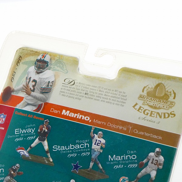 実際に弊社で買取させて頂いた【未開封】McFARLANE TOYS/マクファーレントイズ NFL LEGENDS/レジェンズ Series3 マイアミ・ドルフィンズ ダン・マリーノの画像 6枚目