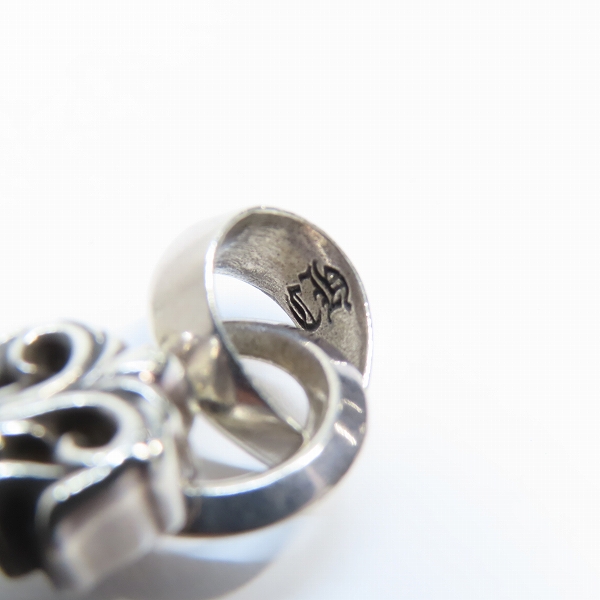 実際に弊社で買取させて頂いた【インボイス原本】CHROME HEARTS/クロムハーツ フィリグリークロスペンダントｗ/プレーンベイル チャーム XSの画像 4枚目