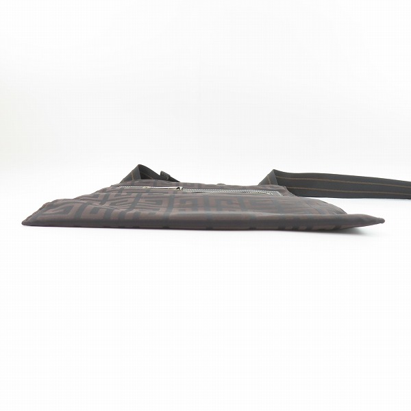 実際に弊社で買取させて頂いたGIVENCHY/ジバンシィ ズッカ柄 サコッシュ ショルダーバッグの画像 3枚目