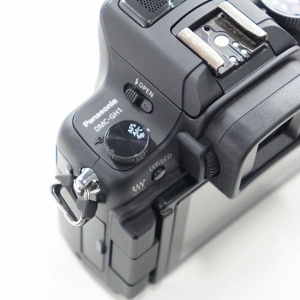 実際に弊社で買取させて頂いたPanasonic パナソニック LUMIX DMC-GH1 デジタルミラーレス一眼 カメラ ボディ 簡易動作確認済みの画像 3枚目