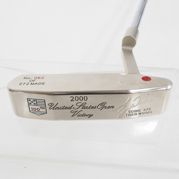 実際に弊社で買取させて頂いたScotty Cameron/スコッティキャメロン タイガー・ウッズ 2000 USオープン 272本限定パター 34.25インチ ヘッドカバー付の画像 5枚目