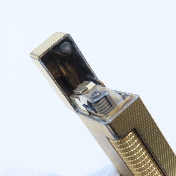 実際に弊社で買取させて頂いたdunhill/ダンヒル ローラー式/サイドローラー ガスライター ゴールドの画像 3枚目