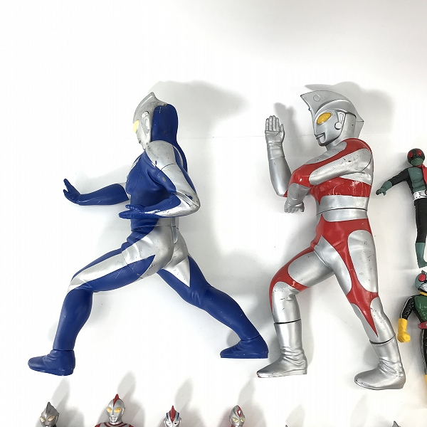 実際に弊社で買取させて頂いた【おまとめ】BANDAI/バンダイ ウルトラマン/仮面ライダー ソフビ 等の画像 1枚目