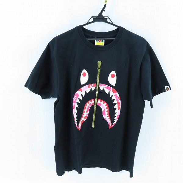 実際に弊社で買取させて頂いたA BATHING APE/アベイシングエイプ ピンクサルカモ シャーク ジップ/ZIP プリント コットン 半袖Tシャツ ブラック L