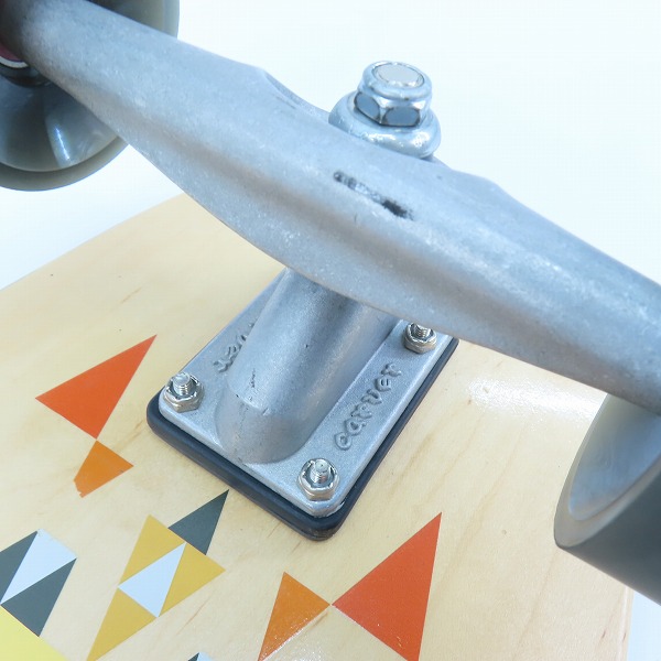 実際に弊社で買取させて頂いたCARVER/カーバー スケートボード Prisma/プリズマ 30.5 サーフスケートの画像 2枚目