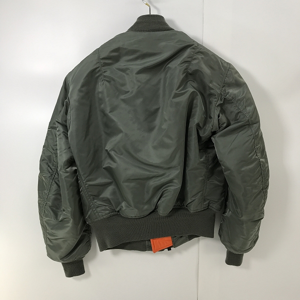 実際に弊社で買取させて頂いたALPHA INDUSTRIES/アルファインダストリーズ MA-1 1968復刻モデル リバーシブル フライトジャケット MIL-J-8279D/Sの画像 1枚目
