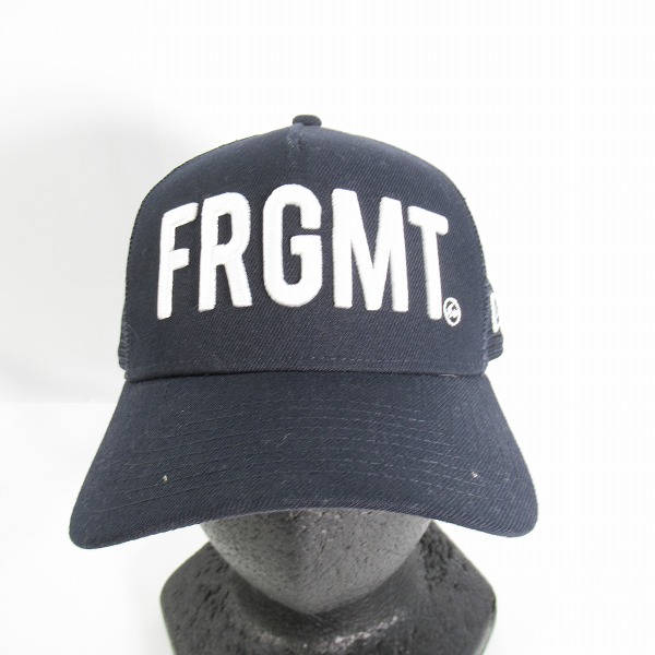 実際に弊社で買取させて頂いたFRAGMENT DESIGN×NEW ERA/フラグメントデザイン×ニューエラ FRGMT ロゴ刺繍 キャップの画像 1枚目
