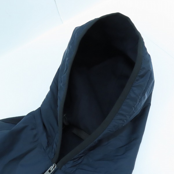 実際に弊社で買取させて頂いた【JPタグ】PRADA/プラダ ナイロン切替 ジップアップ フーディーベスト SJG55/XLの画像 7枚目
