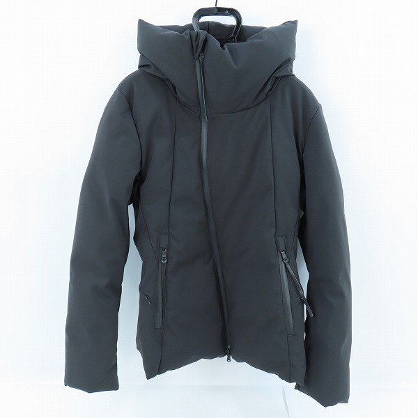 実際に弊社で買取させて頂いたThe Viridi-anne/ザヴィリジアン ハイネック ダウンジャケット ブルゾン VI-FR-002-06/2