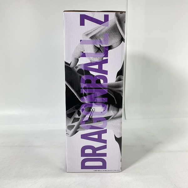 実際に弊社で買取させて頂いた【未開封】BANDAI/バンダイ 一番くじ ドラゴンボール 未来への決闘 A賞 パーフェクトセル MASTERLISE フィギュアの画像 3枚目