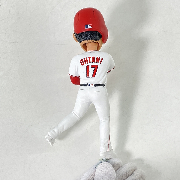 実際に弊社で買取させて頂いたFOCO PLAYER BOBBLE ボブルヘッド ロサンゼルス・エンゼルス ＃17 大谷翔平 シルバースラッガー賞 首振り フィギュアの画像 2枚目
