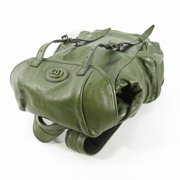 実際に弊社で買取させて頂いたGUCCI/グッチ ダブルG レザー バックパック/リュックサック カーキ 725657の画像 2枚目