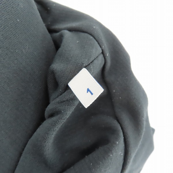 実際に弊社で買取させて頂いた【JPタグ】MONCLER/モンクレール AMASTAN ナイロンジャケット ジップアップパーカー H10921A00016/1の画像 3枚目