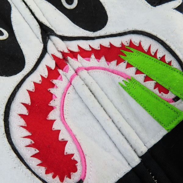 実際に弊社で買取させて頂いたA BATHING APE/アベイシングエイプ パンダ シャーク ジップアップ パーカー/001ZPE302003X/Sの画像 6枚目