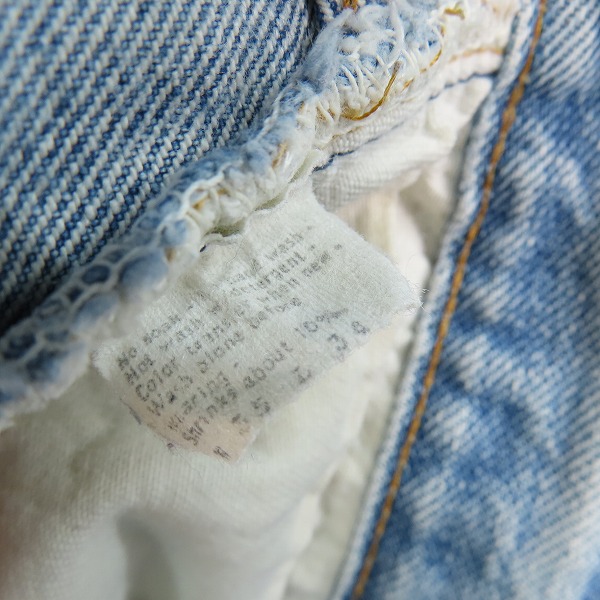 実際に弊社で買取させて頂いたLevis/リーバイス 501 刻印558 スモールe ボタンフライ デニムパンツ/35×34の画像 2枚目