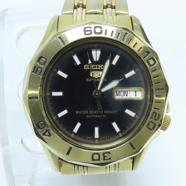 実際に弊社で買取させて頂いたSEIKO/セイコー 5 SPORTS/5スポーツ AUTOMATIC 黒文字盤 ゴールド 腕時計 7S26-01G0