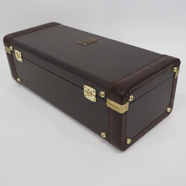 実際に弊社で買取させて頂いた【美品】Bach/バック トランペット用ダブル/2本収納可 ハードケース ストラップ付の画像 7枚目