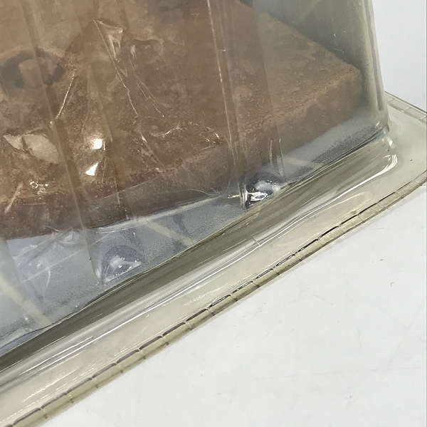 実際に弊社で買取させて頂いた【未開封】McFARLANE TOYS/マクファーレントイズ アトランタ・ブレーブス #10 CHIPPER JONES フィギュアの画像 5枚目