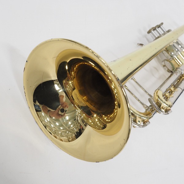 実際に弊社で買取させて頂いた★YAMAHA/ヤマハ Xeno/ゼノ YTR8335U トランペット ゴールドｘシルバー ハードケース付の画像 2枚目