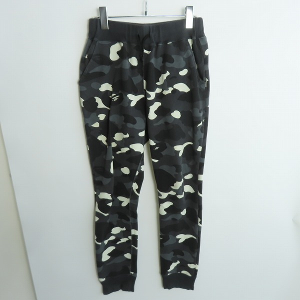 実際に弊社で買取させて頂いたA BATHING APE/アベイジングエイプ カモフラ スウェットパンツ 001PTB302504X/XS