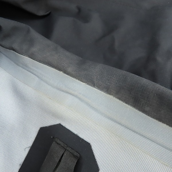 実際に弊社で買取させて頂いたKAZUYUKI KUMAGAI ATTACHMENT/カズユキクマガイ アタッチメント Nyリップ3レイヤー フーデッドハーフコート KC61-055 /2の画像 4枚目