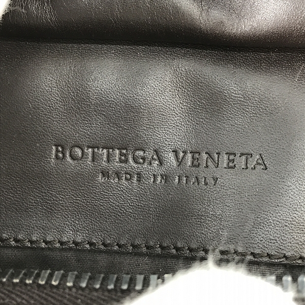 実際に弊社で買取させて頂いたBOTTEGA VENETA/ボッテガヴェネタ イントレチャート ボディバッグ/ウエストバッグ ブラウン 121604 V4651の画像 5枚目