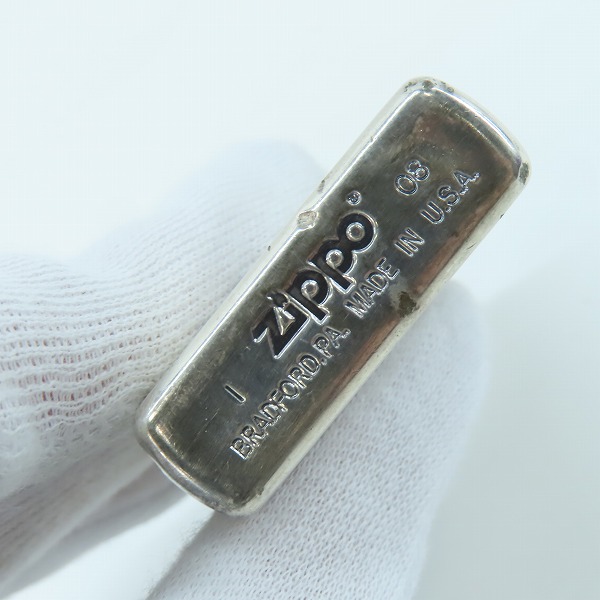 実際に弊社で買取させて頂いた ZIPPO/ジッポー BWL/ビルウォールレザー 限定 071/200 シルバー 08年製の画像 2枚目