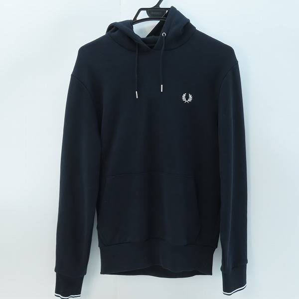 実際に弊社で買取させて頂いたFRED PERRY/フレッドペリー Tipped Hooded Sweatshirt スウェット プルオーバーパーカー M2643/S
