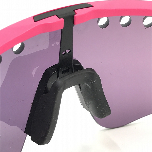 実際に弊社で買取させて頂いたOAKLEY/オークリー SUTRO LITE SWEEP/ スートロ ライトスウィーブ OO9465-0739 の画像 3枚目