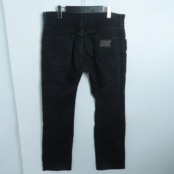 実際に弊社で買取させて頂いたDOLCE&GABBANA/ドルチェ&ガッバーナ 16GREEN メタルロゴプレート ダメージ加工 ブラック デニム パンツ GZN9CT/G8G11/50の画像 1枚目