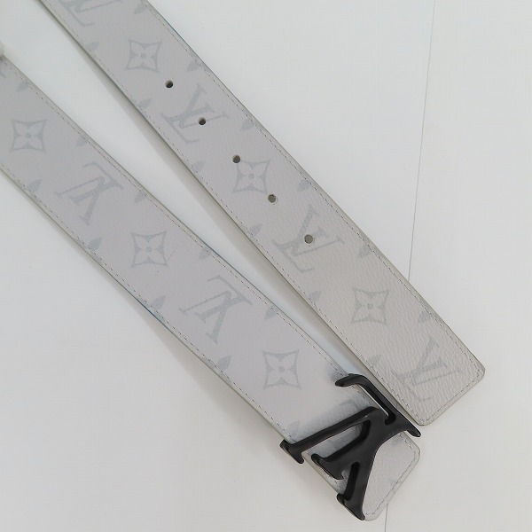 実際に弊社で買取させて頂いたLOUIS VUITTON/ルイヴィトン サンチュール LVイニシャル モノグラム ベルト M0158 100/40の画像 2枚目