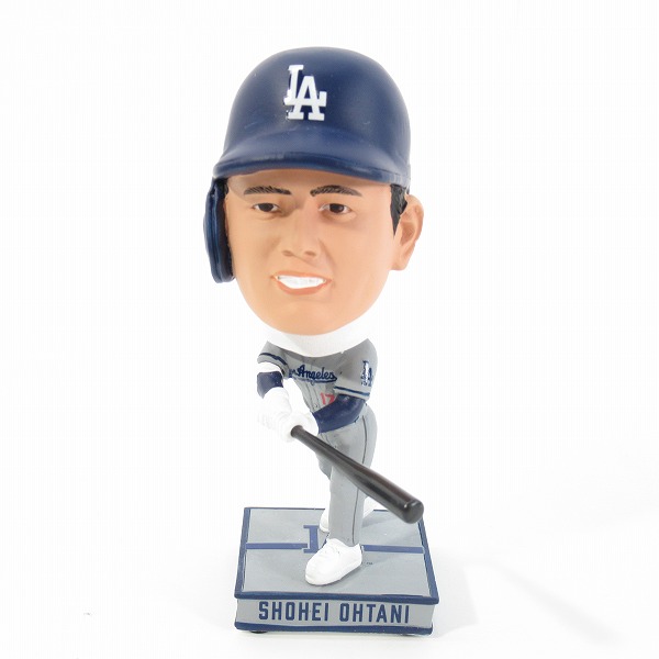 実際に弊社で買取させて頂いたFOCO MINI  BIG HEADS ロサンゼルス・ドジャース ＃17 大谷翔平 打者 ボブルヘッド フィギュア 首振り人形の画像 1枚目