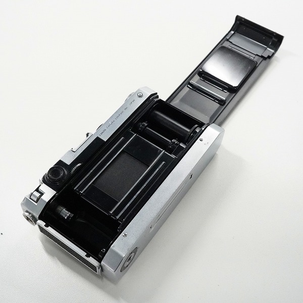 実際に弊社で買取させて頂いたCanon/キャノン MODEL VT de luxe ヴィンテージ フィルムカメラ ボディ シャッター確認済みの画像 8枚目