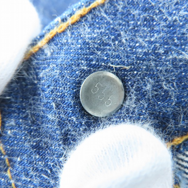 実際に弊社で買取させて頂いたLEVIS/リーバイス 501 90s 刻印555 ビッグE 赤耳 デニムパンツ W28L36の画像 6枚目