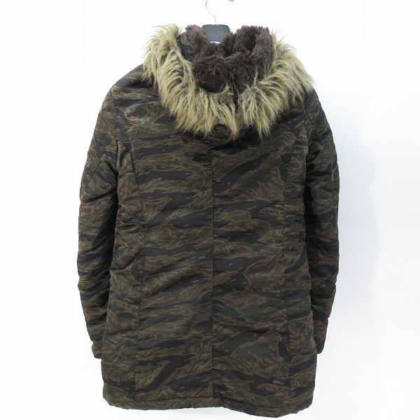 実際に弊社で買取させて頂いたHYSTERIC GLAMOUR/ヒステリックグラマー プリマロフト タイガーカモ N-3B ジャケット ショート 2AC-8550/Fの画像 1枚目