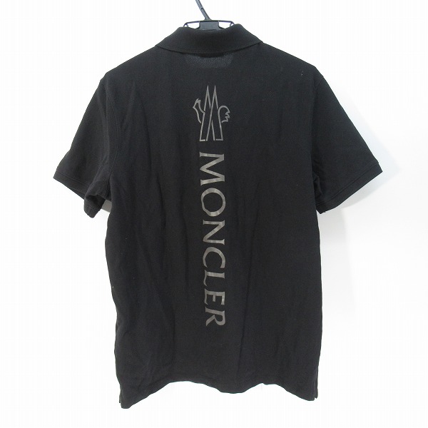 実際に弊社で買取させて頂いた【JPタグ】MONCLER/モンクレール バックロゴ ポロシャツ ブラック J20918A00012 899UR/Mの画像 1枚目