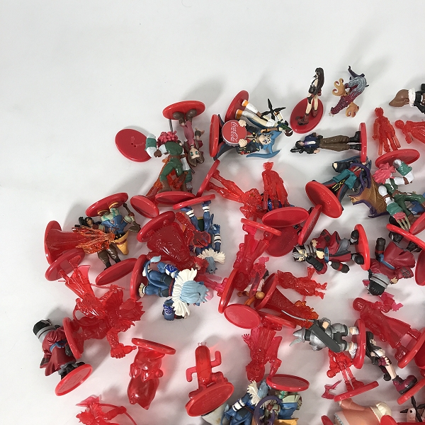 実際に弊社で買取させて頂いたコカ・コーラ FF/ファイナルファンタジー ミニフィギュア セットの画像 1枚目