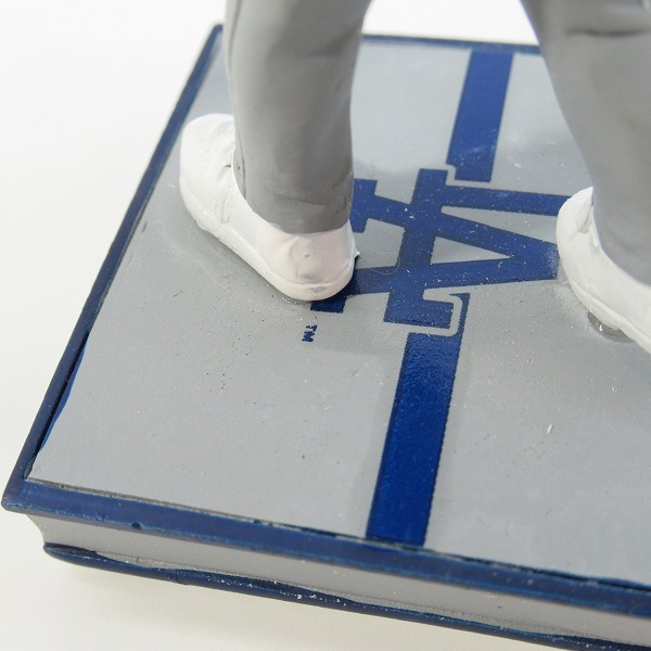 実際に弊社で買取させて頂いたFOCO MINI  BIG HEADS ロサンゼルス・ドジャース ＃17 大谷翔平 打者 ボブルヘッド フィギュア 首振り人形の画像 5枚目