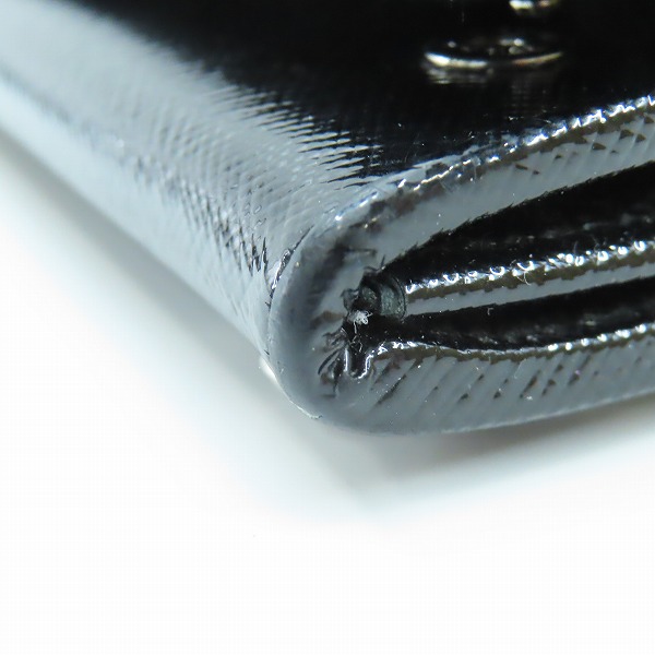 実際に弊社で買取させて頂いたPRADA/プラダ  スタッズ 二つ折り ロング ウォレット 1M1132の画像 7枚目